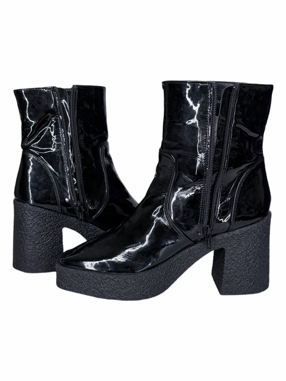 Urban Outfitters UO Aria Black Vegan Patent Leather Chunky Heeled Boots Size 8